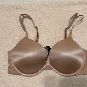 Victoria's Secret Smooth Nude Bra